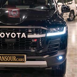 تۆیۆتا لاند کروزەر